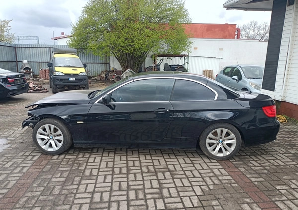 BMW Seria 3 cena 35500 przebieg: 215000, rok produkcji 2011 z Gdańsk małe 121